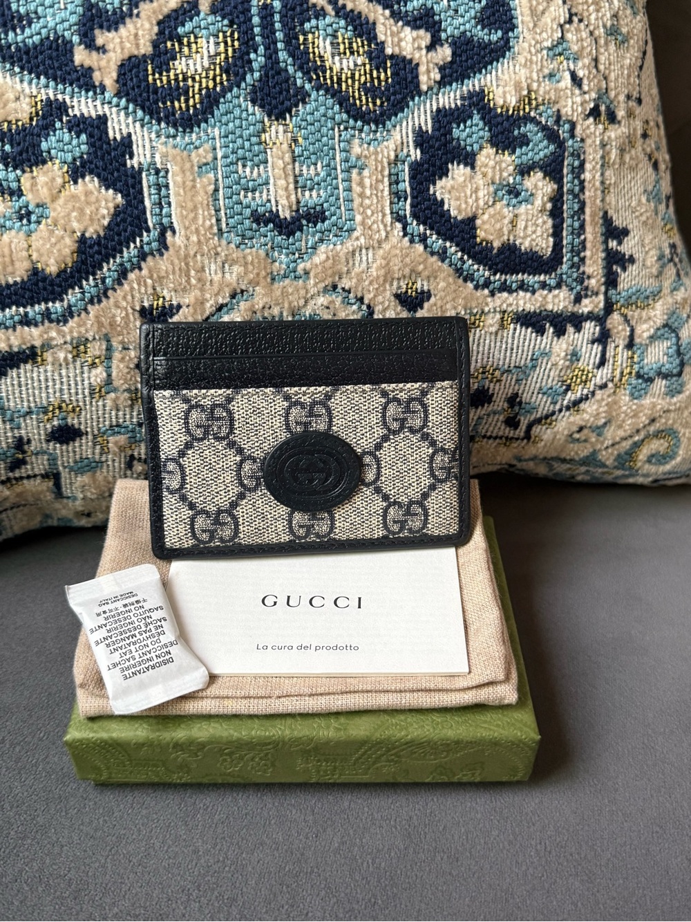 Gucci Beige GG Canvas Card Holder with Black Leather Trim